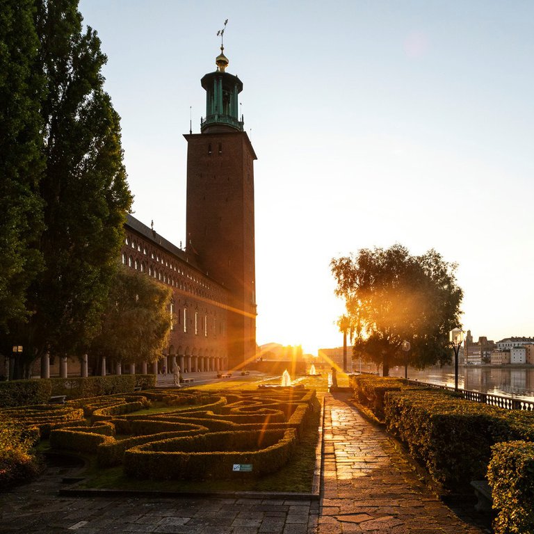 Attractions in Stockholm. The City Hall, sunrise.