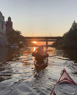 1. KAYAKING SUNSET 4h.jpg