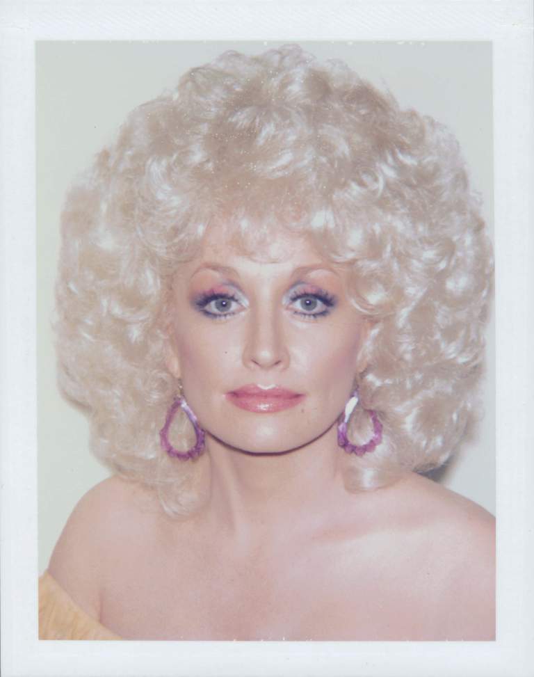 A portrait of Dolly Parton.