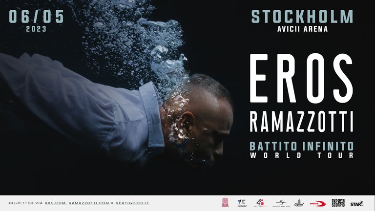 A photo of Eros Ramazzotti under the water.