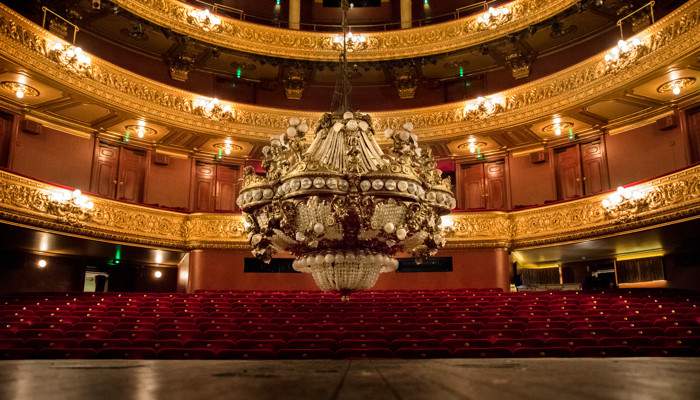 Chandelier in the opera's salon.