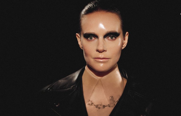 Tove Lo Estrus
