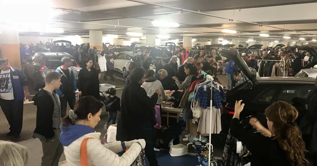 Car boot sale in Kista galleria parking garage