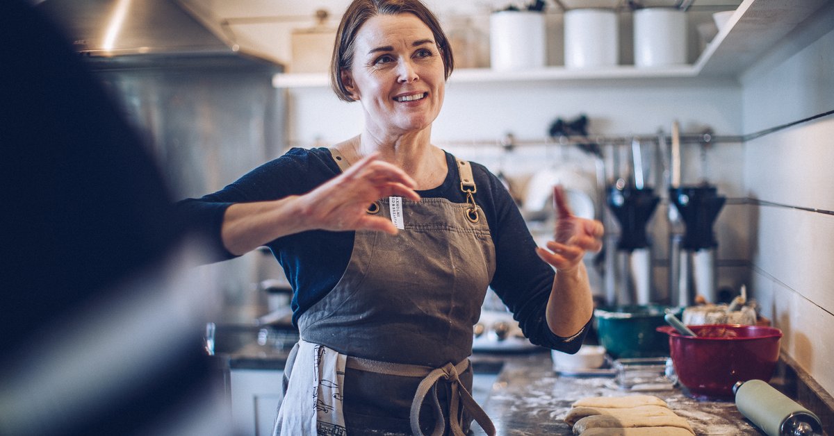Cinnamon Bun Baking Workshop