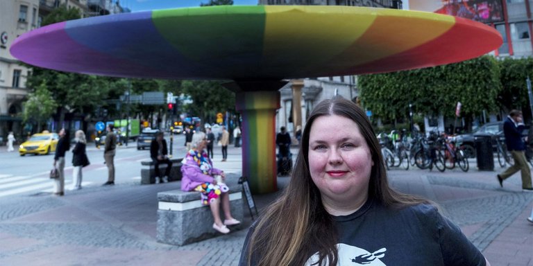 City Walk: Under the Uniform