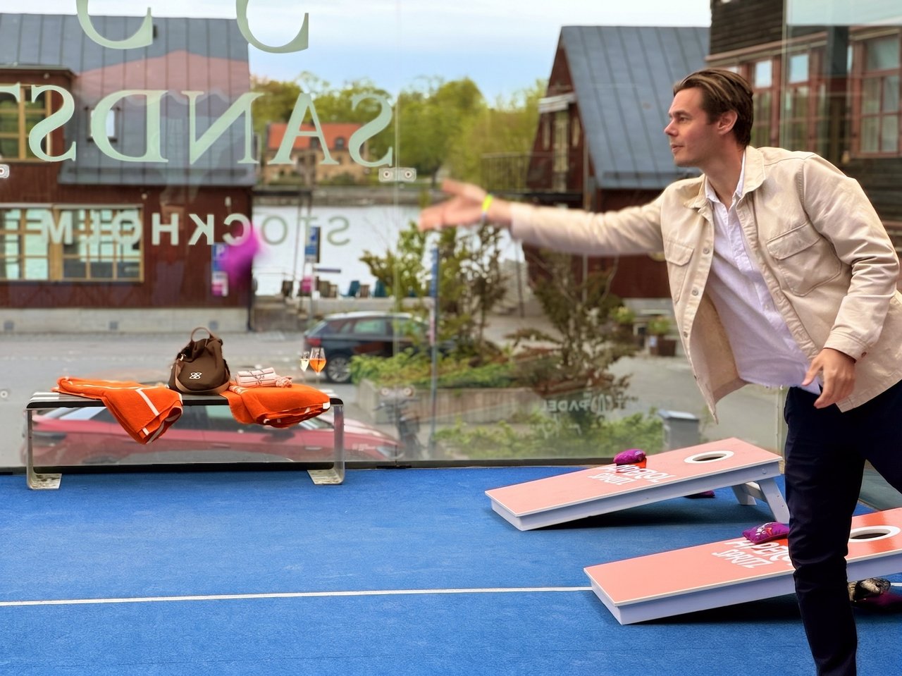 Cornhole at Golfbaren Nacka Strand