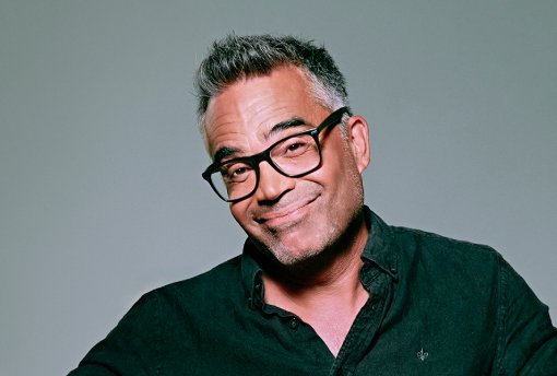 David Batra – Stand Up