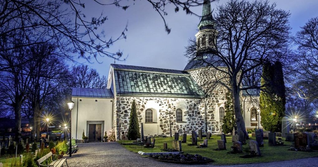 Discover the exciting history of Bromma Church, one of Stockholm's most historic buildings – Bromma