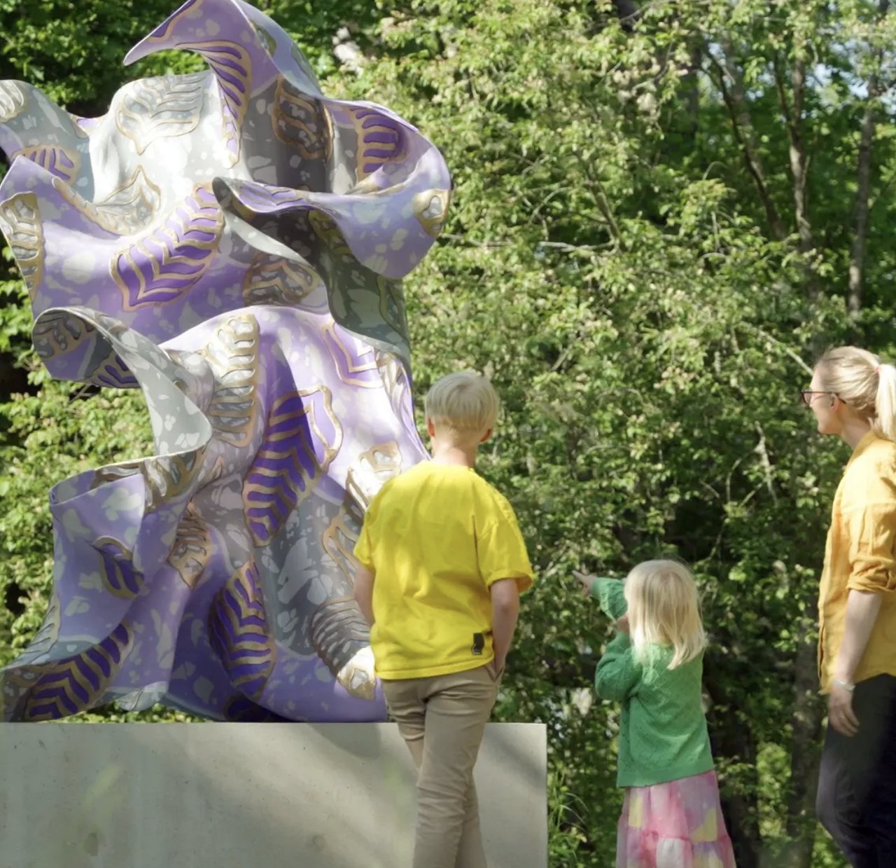 Family tours and workshops: A magical space in the forest