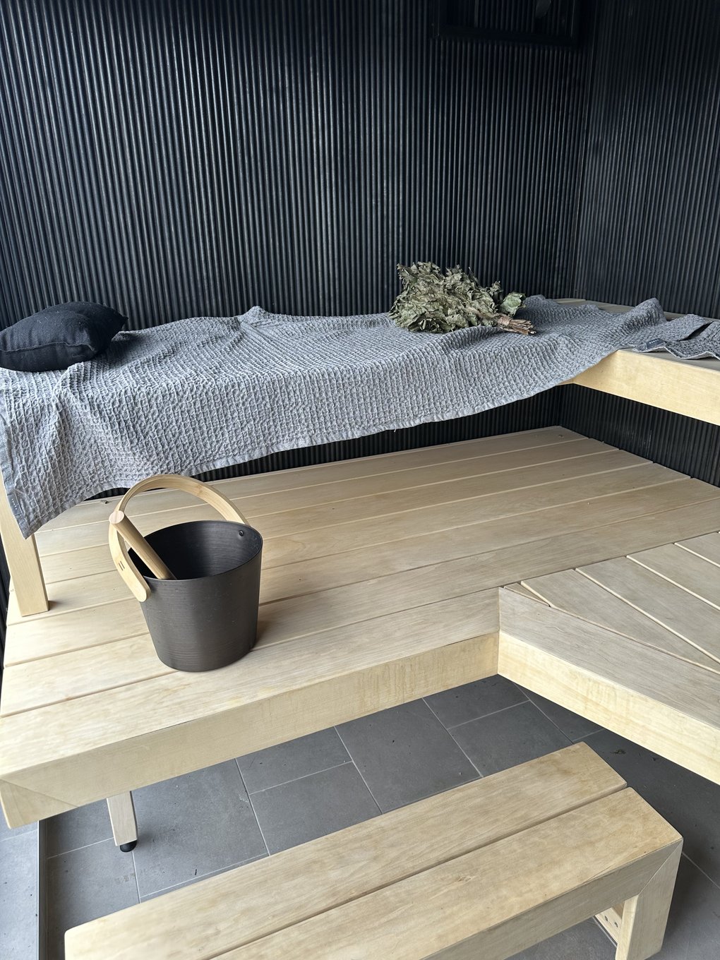 LUONA Sauna.jpeg