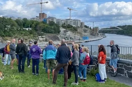 Guided tour from Kvarnholmen to summer residence Svindersvik