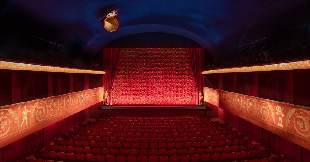 Guided tour of the Skandia Cinema with Kjell Furberg