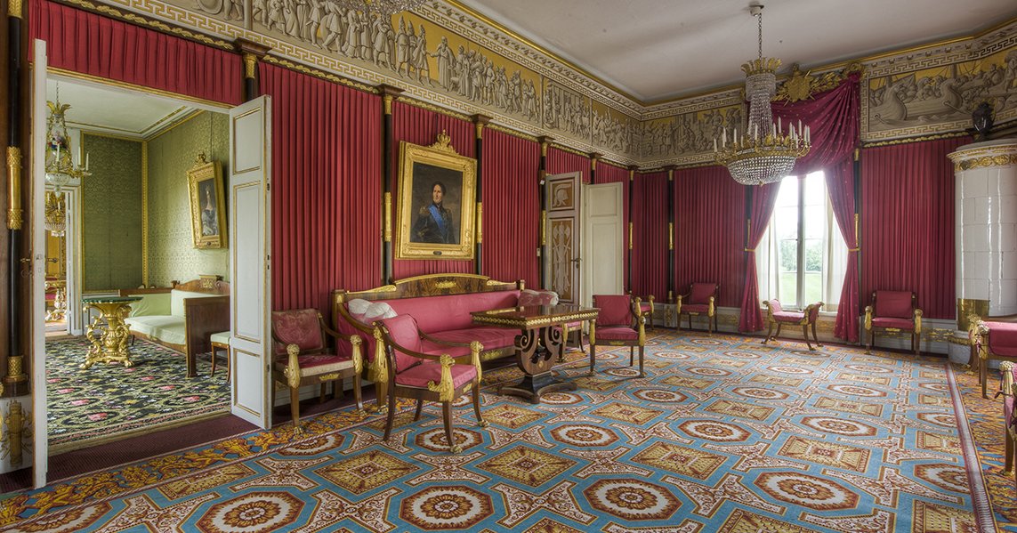 Guided Tours Rosendal Palace – Stockholm
