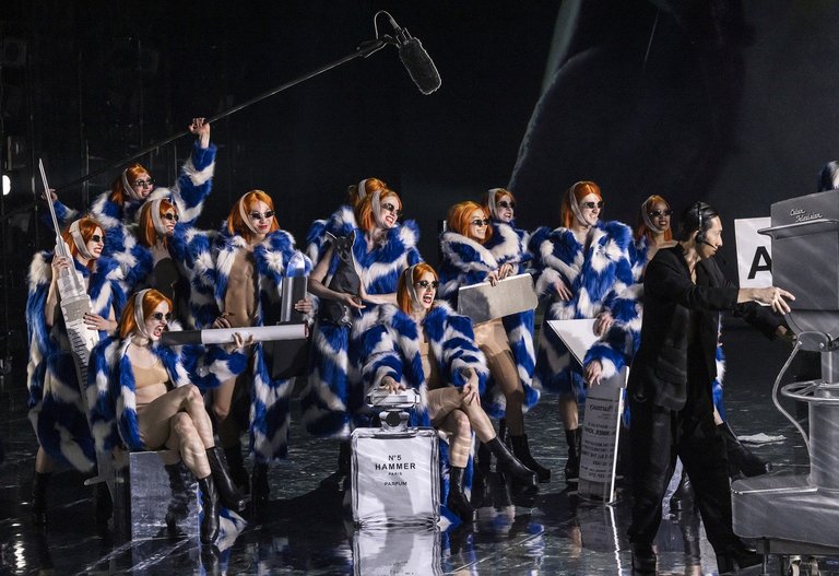 GöteborgsOperans Danskompani Press Image Hammer Tilo Stengel