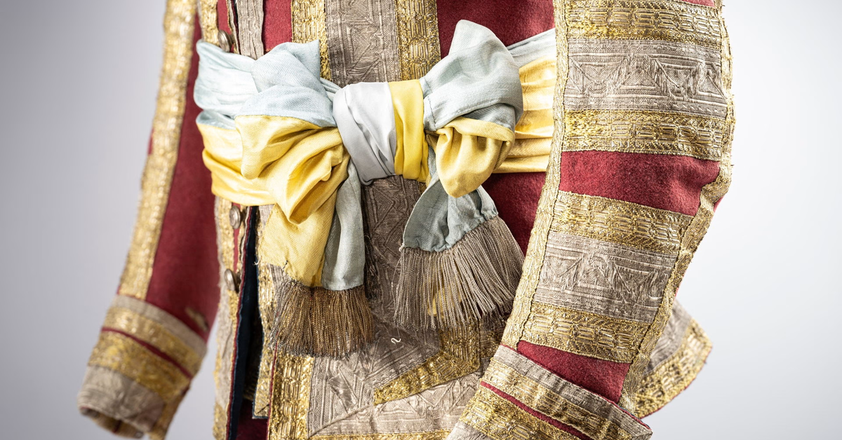 In Royal Service – Drabants, Court Ladies and Lackeys