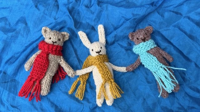 Knit a teddy bear with EvaLotta