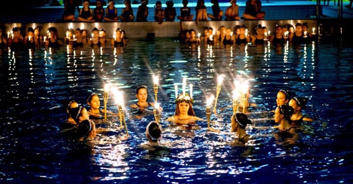 Lucia on Water: A Spectacular Christmas Swim Show