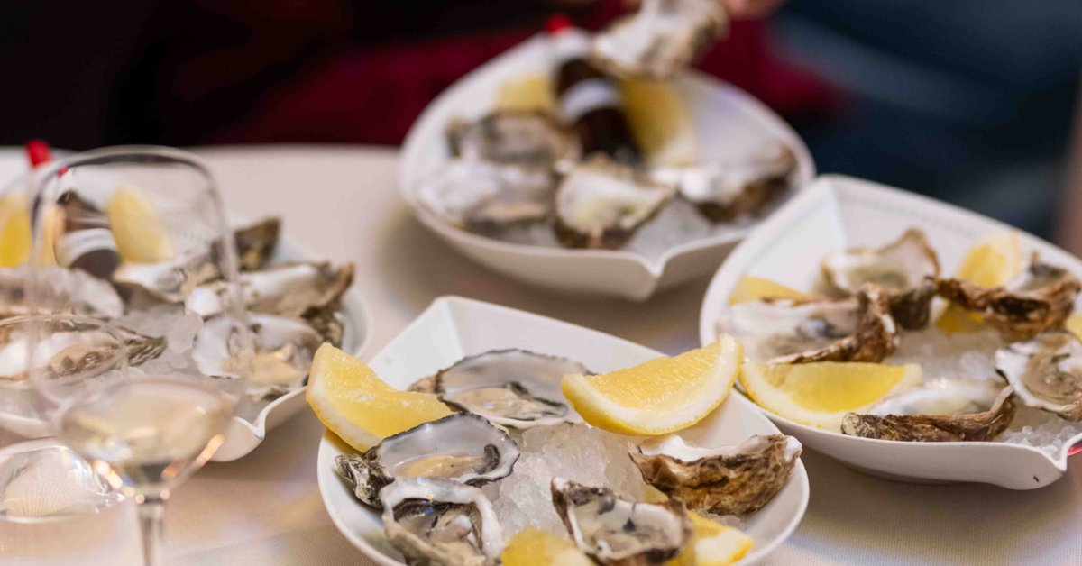 Oyster Friday at Bonnie's