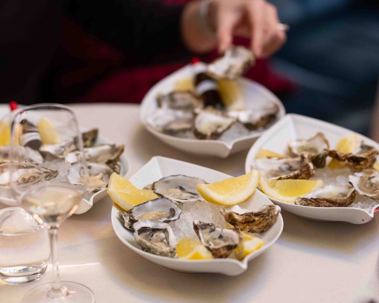 Oyster Friday at Bonnie's