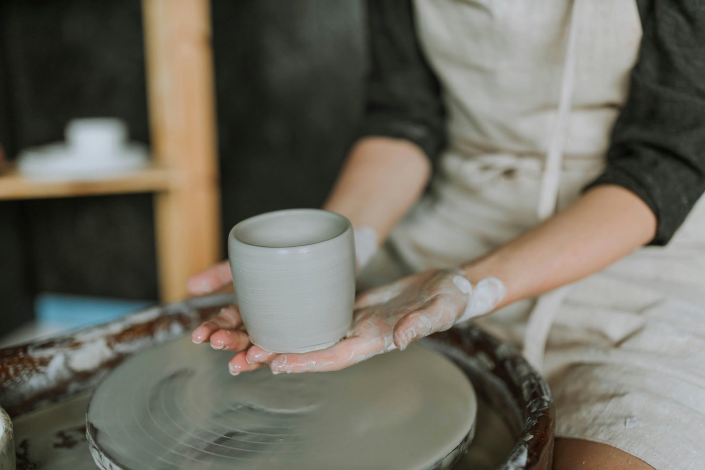 Pottery wheel throwing