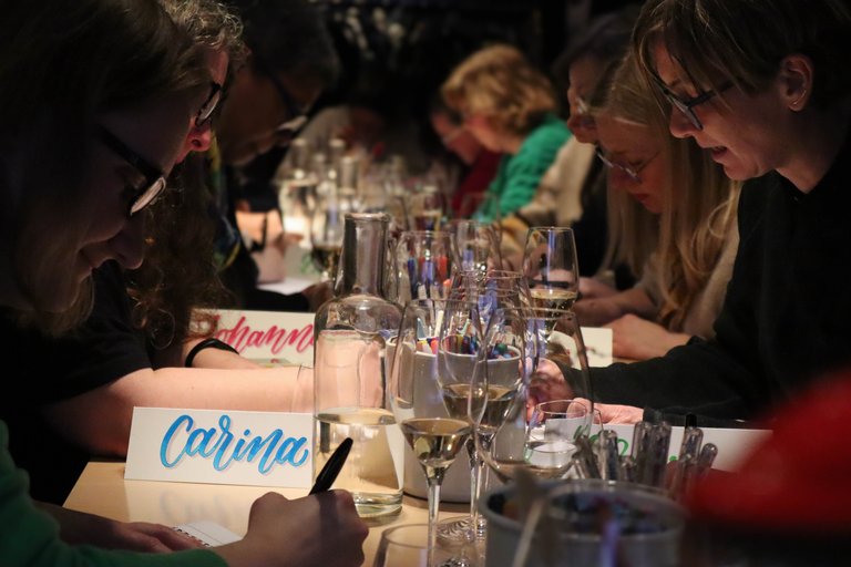 Brushlettering Grund Ink & Lise miljöbild (1).jpg