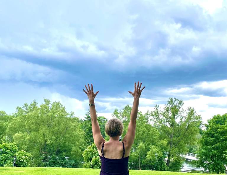 Summer yoga at the Etnografiska museum