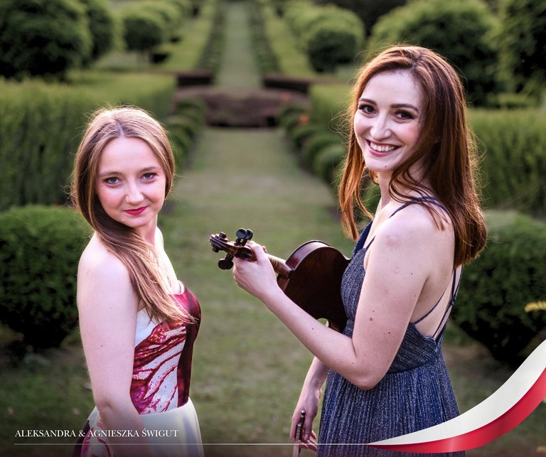 Event image w flag Aleksandra Agnieszka.jpg