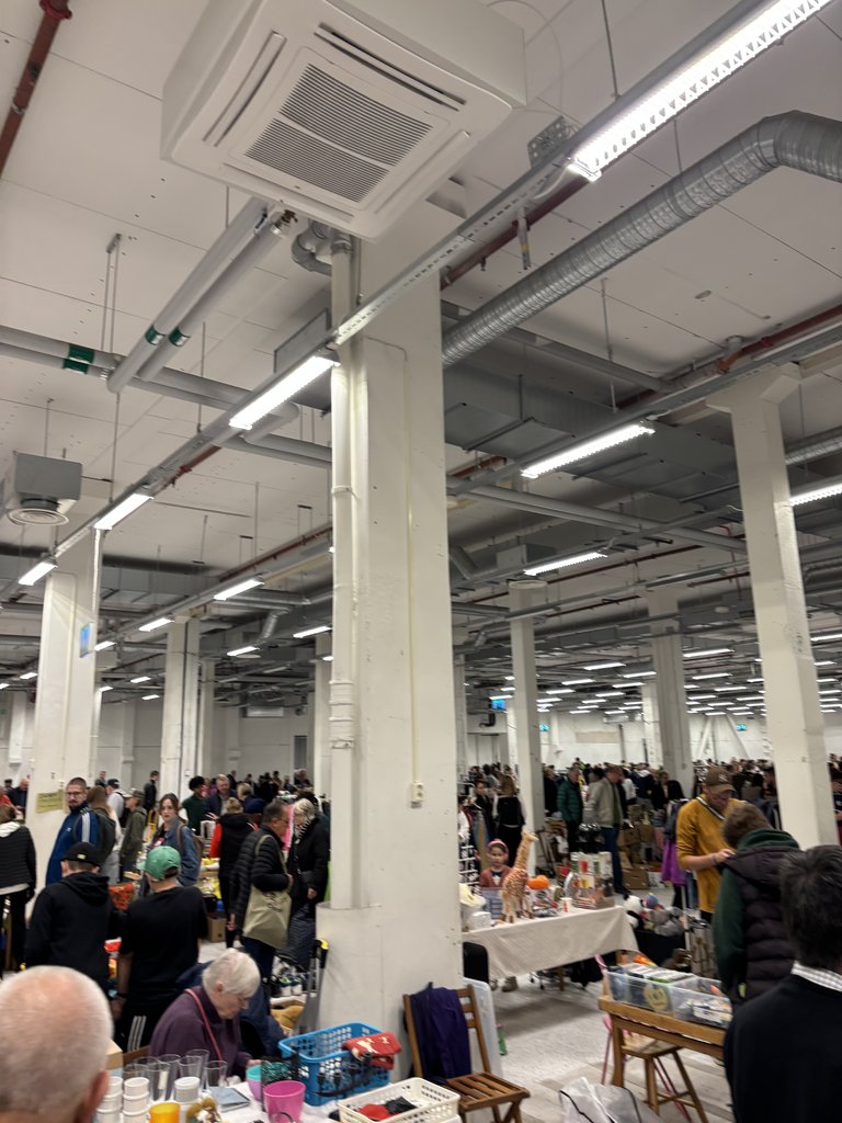 Super mega flea market at Kungens Kurva