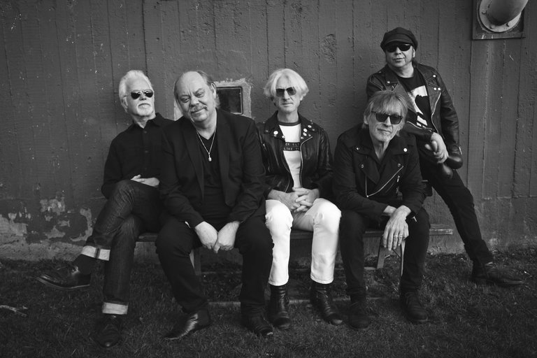 The Nomads + Starr and the Czars