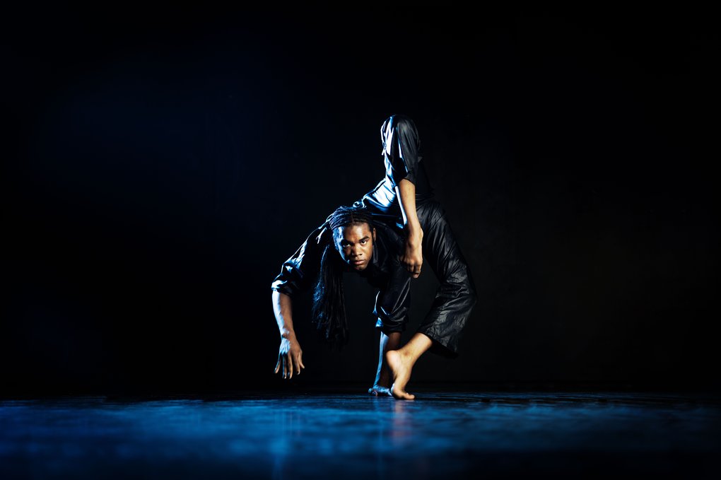 Tipping Point Hermenegildo Gomes Press Photo Carlos Zaya