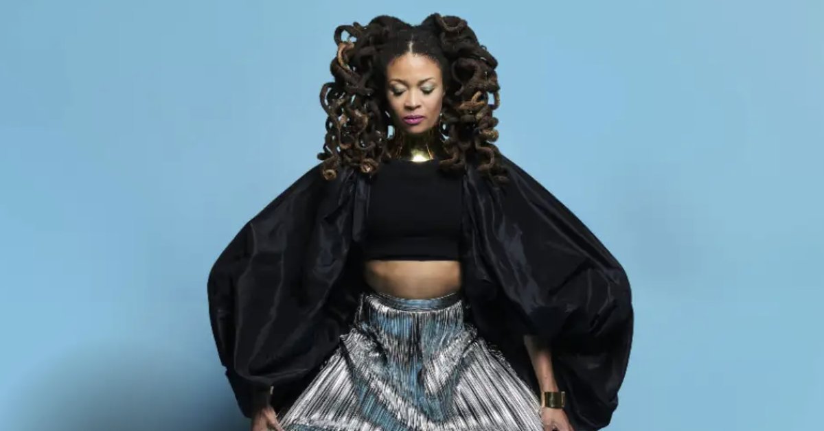 Valerie June at Debaser Strand