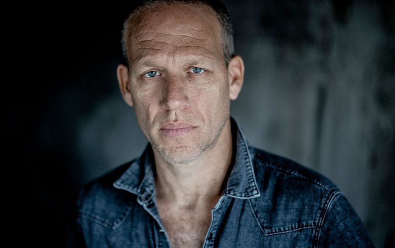 webb_Avishai-Cohen-Trio.jpg