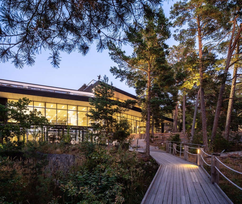 Small-34_Mike Kelley.jpg