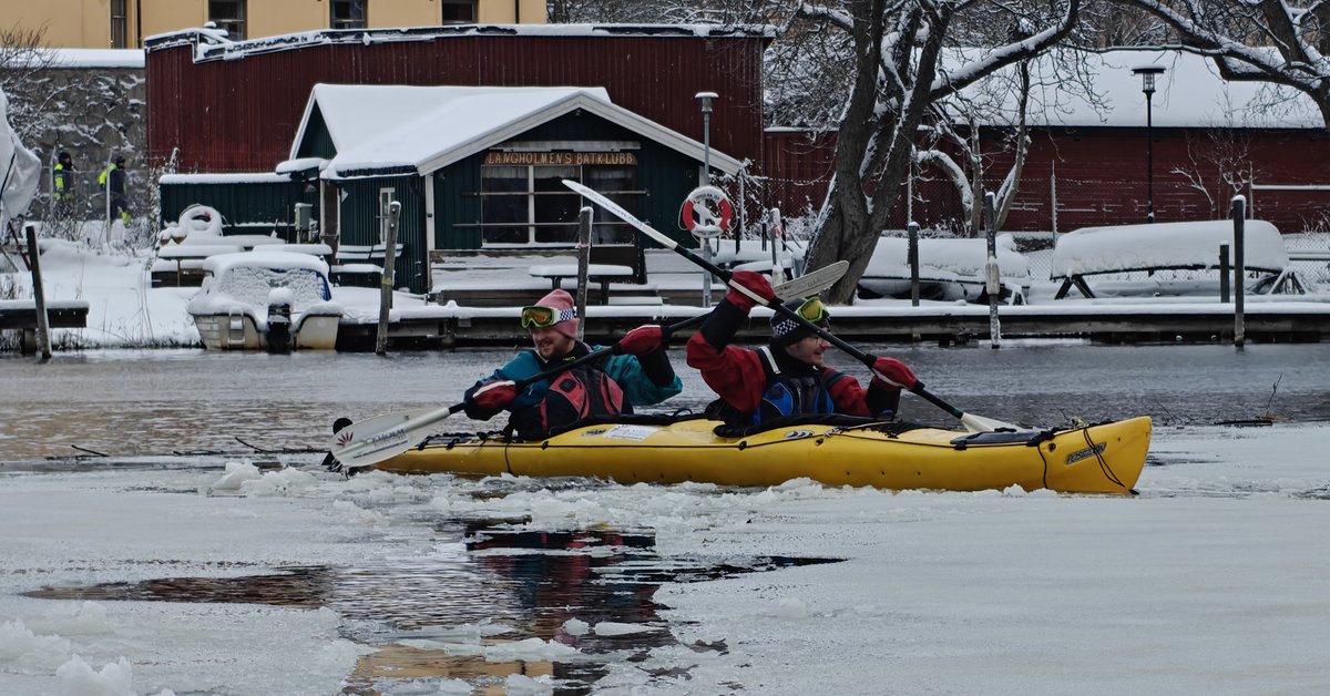 Winter City Kayak Tour